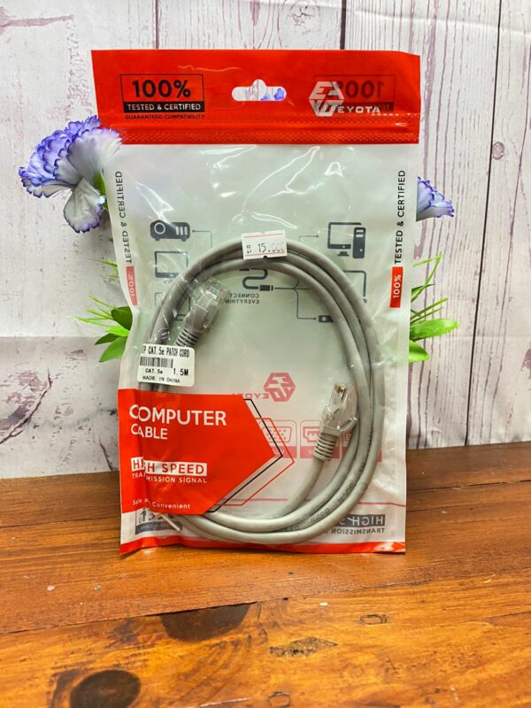 Eyota Kabel Lan Cat 5e/Kabel UTP Cat 5e (1,5 Meter) Original